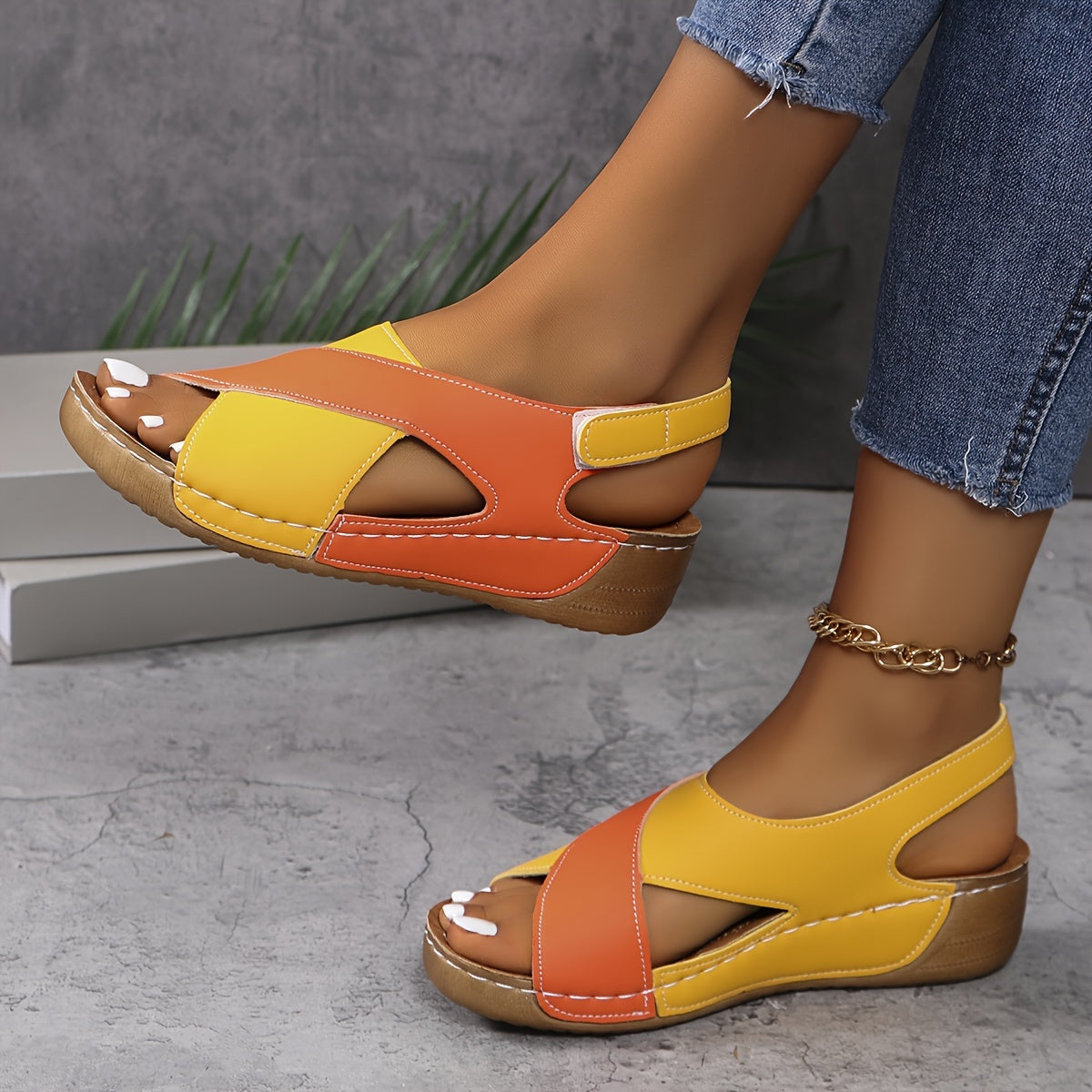 Flor® | Fashionable ergonomic sandals