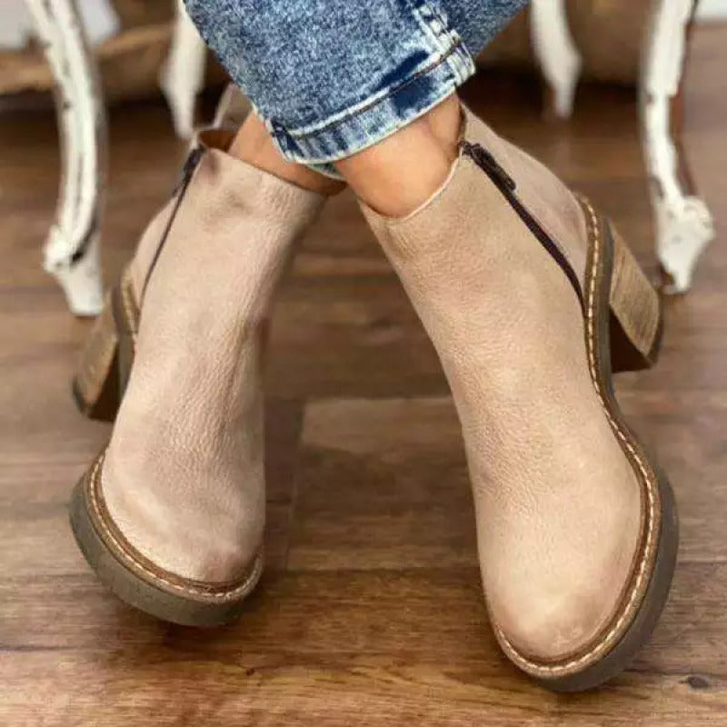 Vera | Women’s Retro Leather Martin Boots