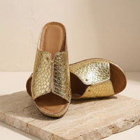 Selena | Women’s Croc-Embossed Wedge Sandals