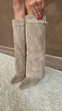 Women's Boots – Suede – Knee-High – Pointed Toe – Block Heel – Elegant Fit
