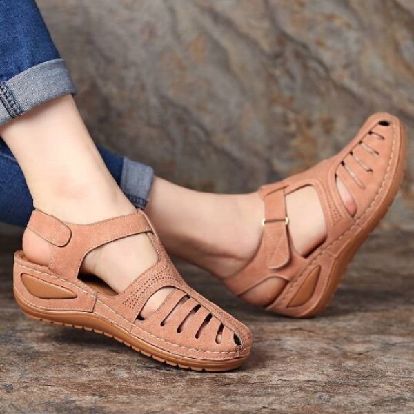 Fabiola® | Vintage Style Leather Orthopedic Sandals