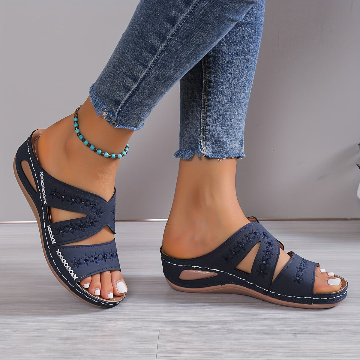Samara® | Orthopedic and non-slip sandals