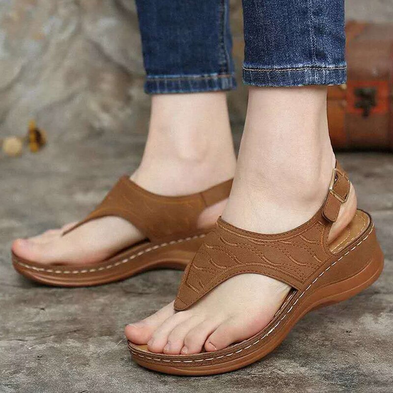 Irene® | Romanza Stylish wedge sandals for the summer beach look