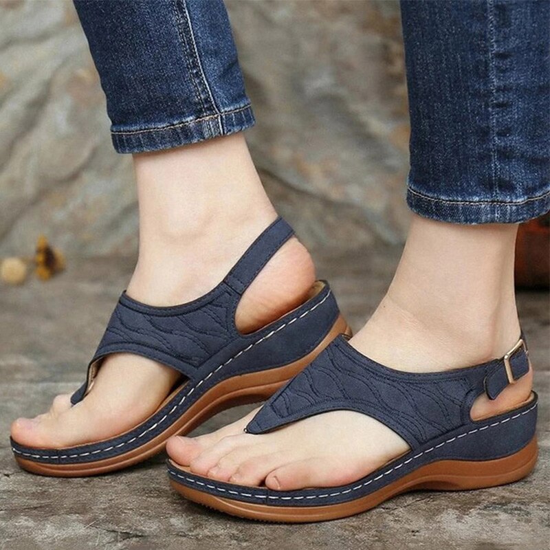 Irene® | Romanza Stylish wedge sandals for the summer beach look